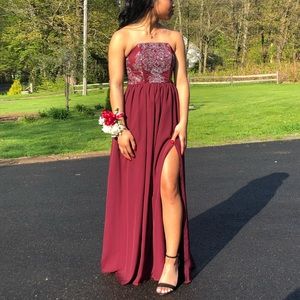 maroon strapless prom dress